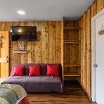 Pucon Rec-Lodge Cabana Bandurria